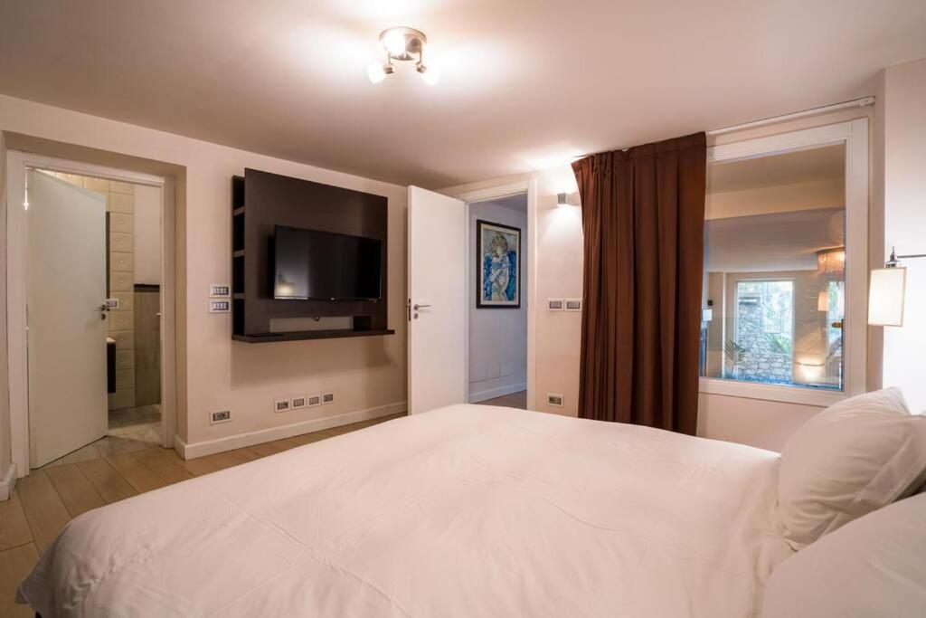 Atelier Taormina Spacious Guesthouse With Pool Luaran gambar