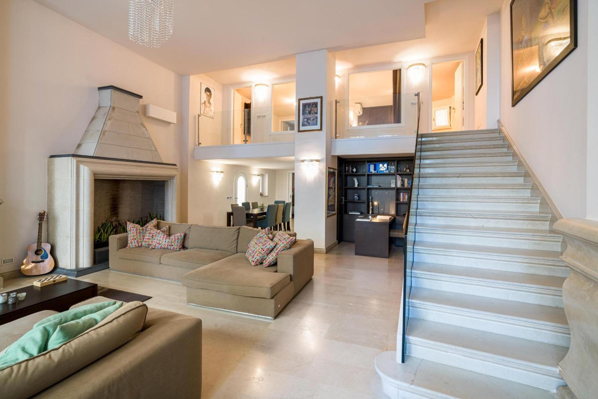 Atelier Taormina Spacious Guesthouse With Pool Luaran gambar